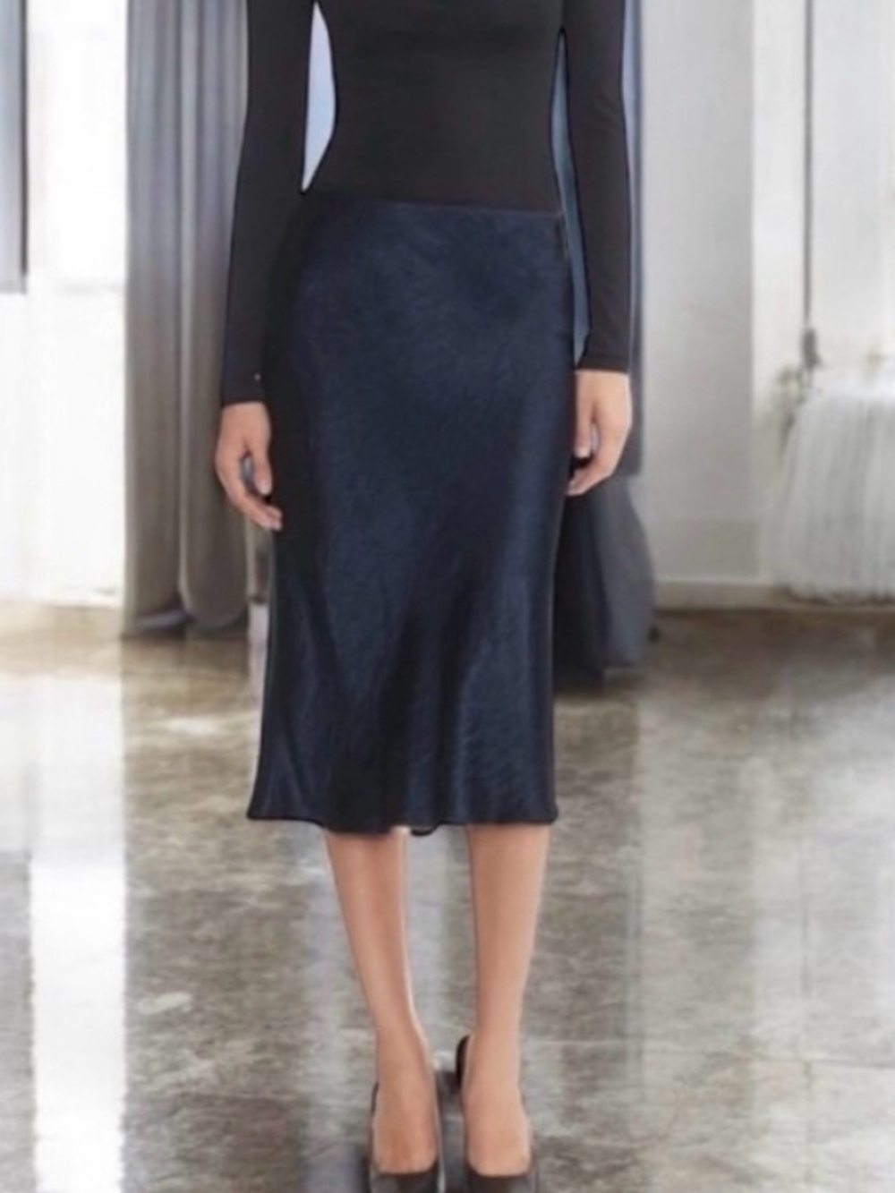 Aritzia Babaton NWOT Satin Midi Skirt in Navy